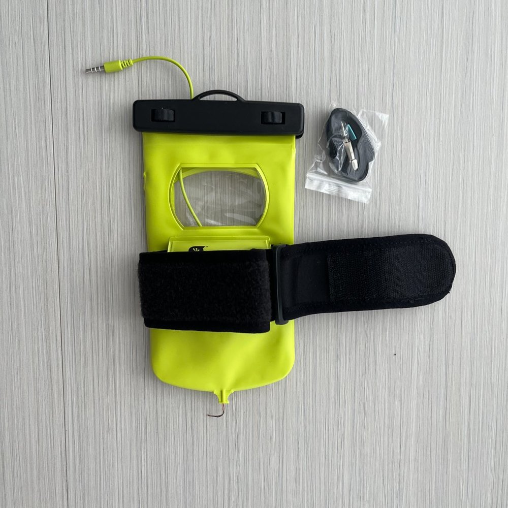 Waterproof phone case - Picture 2 of 16